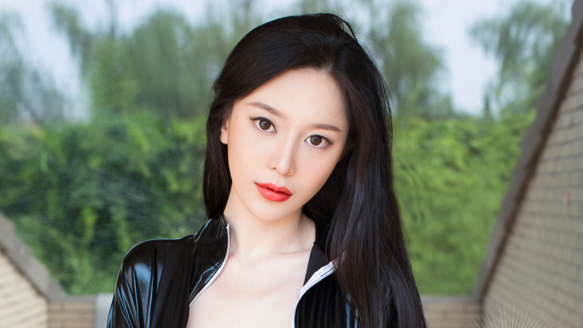 情圣满枫:女生不回你信息?教你3个聊天套路,让她忍不住联系你!