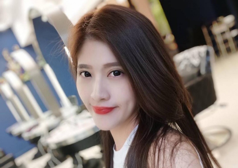 东野子乔全集:和女生搭讪加号后,如何一步一步拿下?