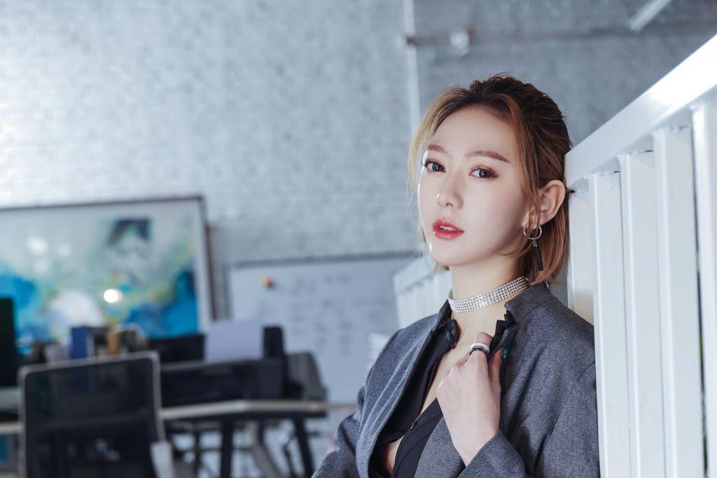 约会时,女生排斥这3个“动作”,说明可以“亲吻”她了