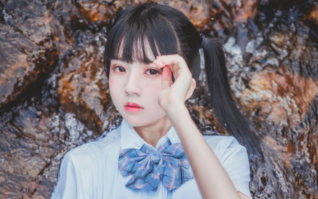 第一次和陌生女生聊天聊什么话题,这些话题,越聊越嗨