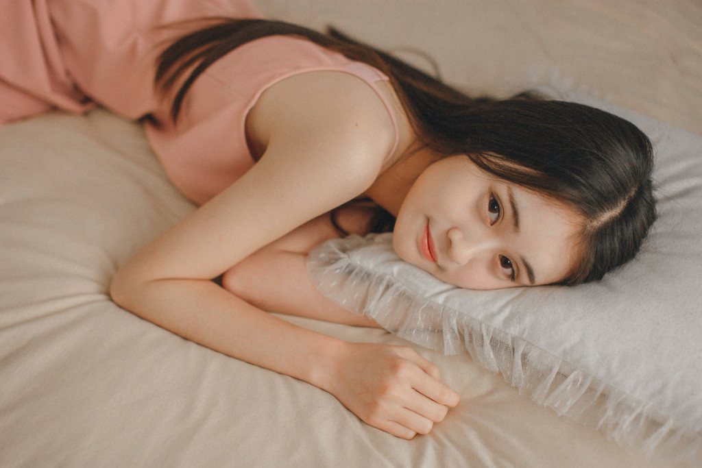 男孩子怎样追女孩子,这3个步骤,让她离不开你