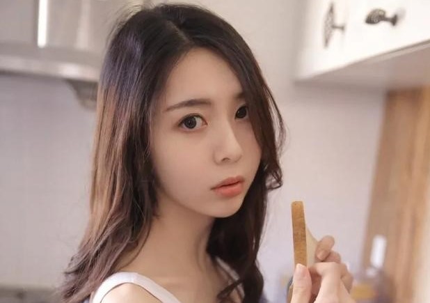 男生怎么吸引女孩子?学会这3招,再笨也能追到她