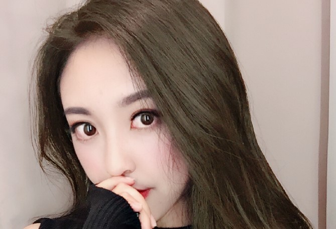 和女生聊天一个月了如何再进一层关系?3招让你们升级