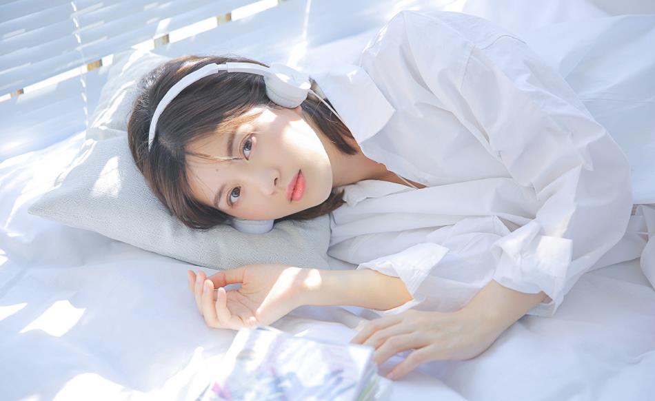 和女孩聊天找话题技巧,掌握3招,让你告别尬聊