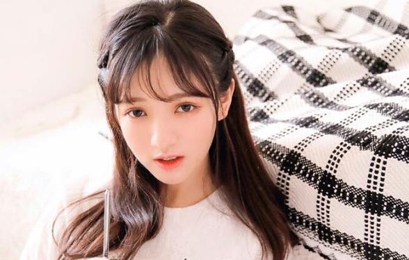 怎样判断一个女生是否喜欢你?教你识破女人“心口不一”