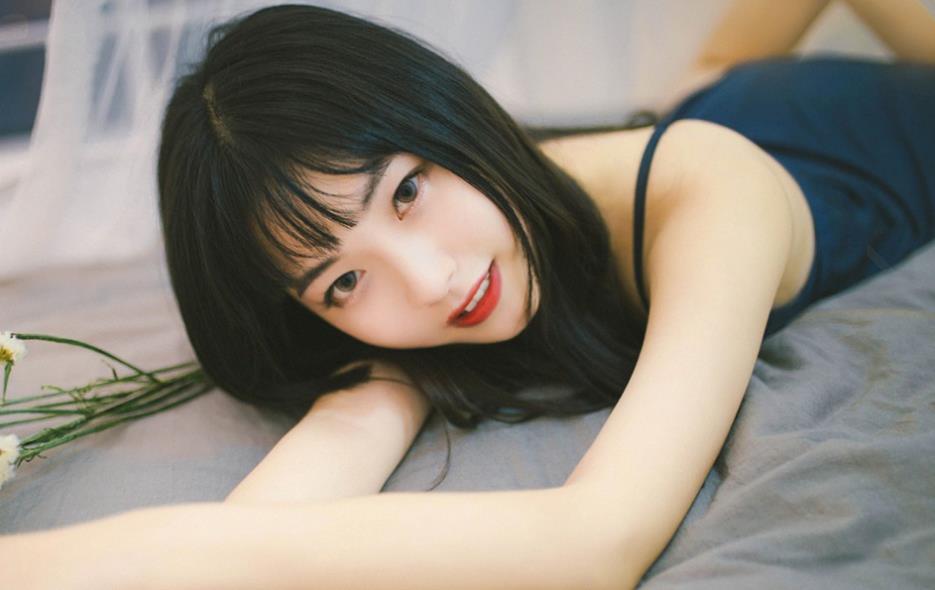 追求喜欢的女生,她能够感受到我对她的爱吗?