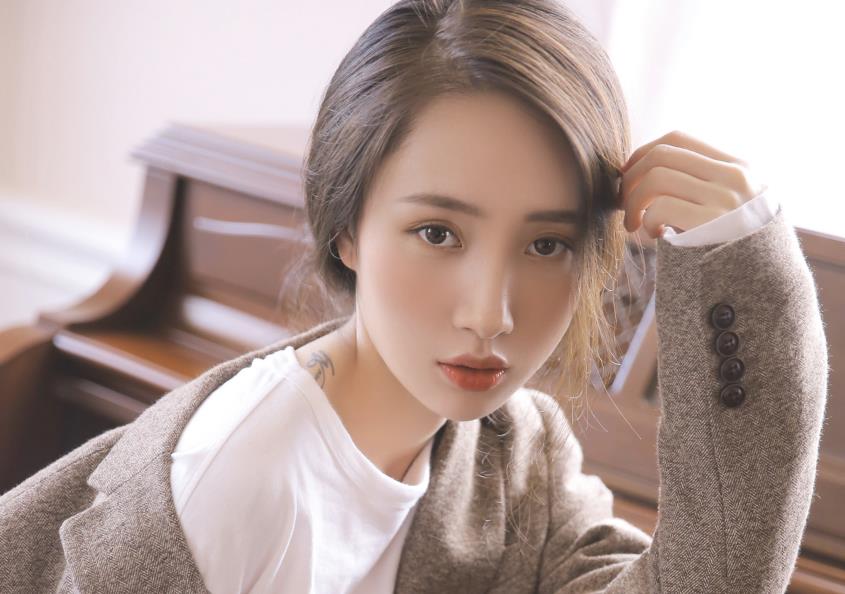 追女生,晚上睡觉前除了说“晚安”,还能说什么?