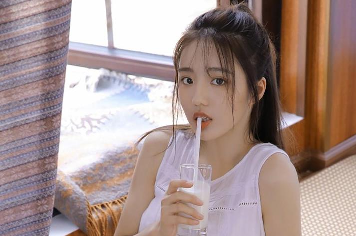 如何和女生有话题聊天?如何和女孩聊天不尴尬?