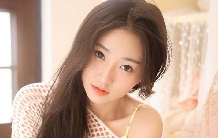 追女生就是要微信聊天吗?不会聊天应该怎么追女生?