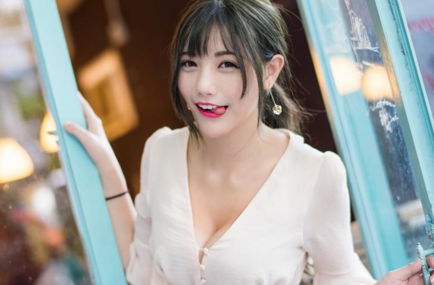 如何追女孩子聊天,三个技巧,轻松聊出感情!